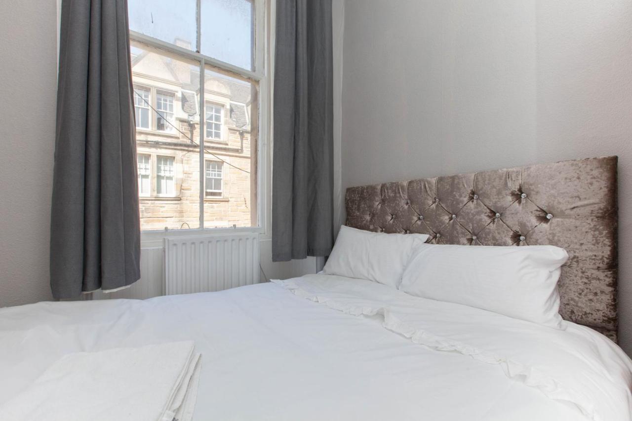 Bright & Homely City Centre Apartment Near Holyrood Edimburgo Exterior foto