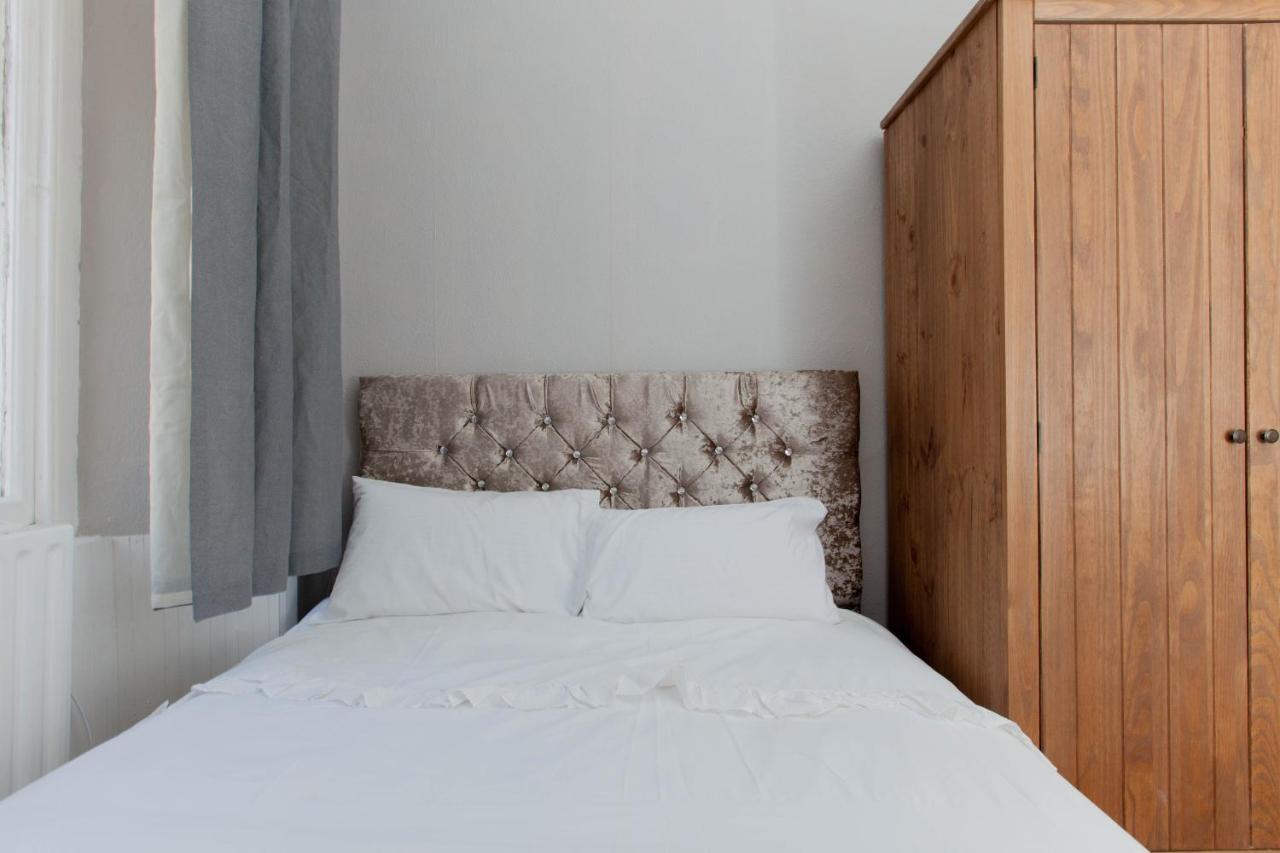 Bright & Homely City Centre Apartment Near Holyrood Edimburgo Exterior foto