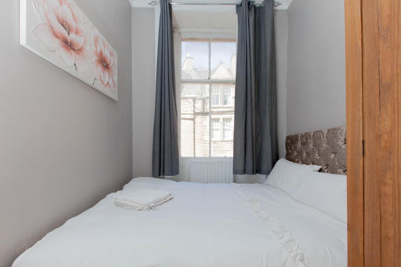 Bright & Homely City Centre Apartment Near Holyrood Edimburgo Exterior foto