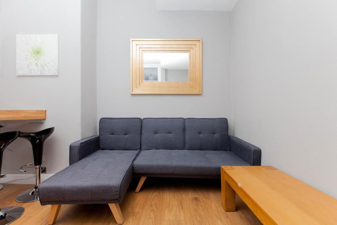 Bright & Homely City Centre Apartment Near Holyrood Edimburgo Exterior foto